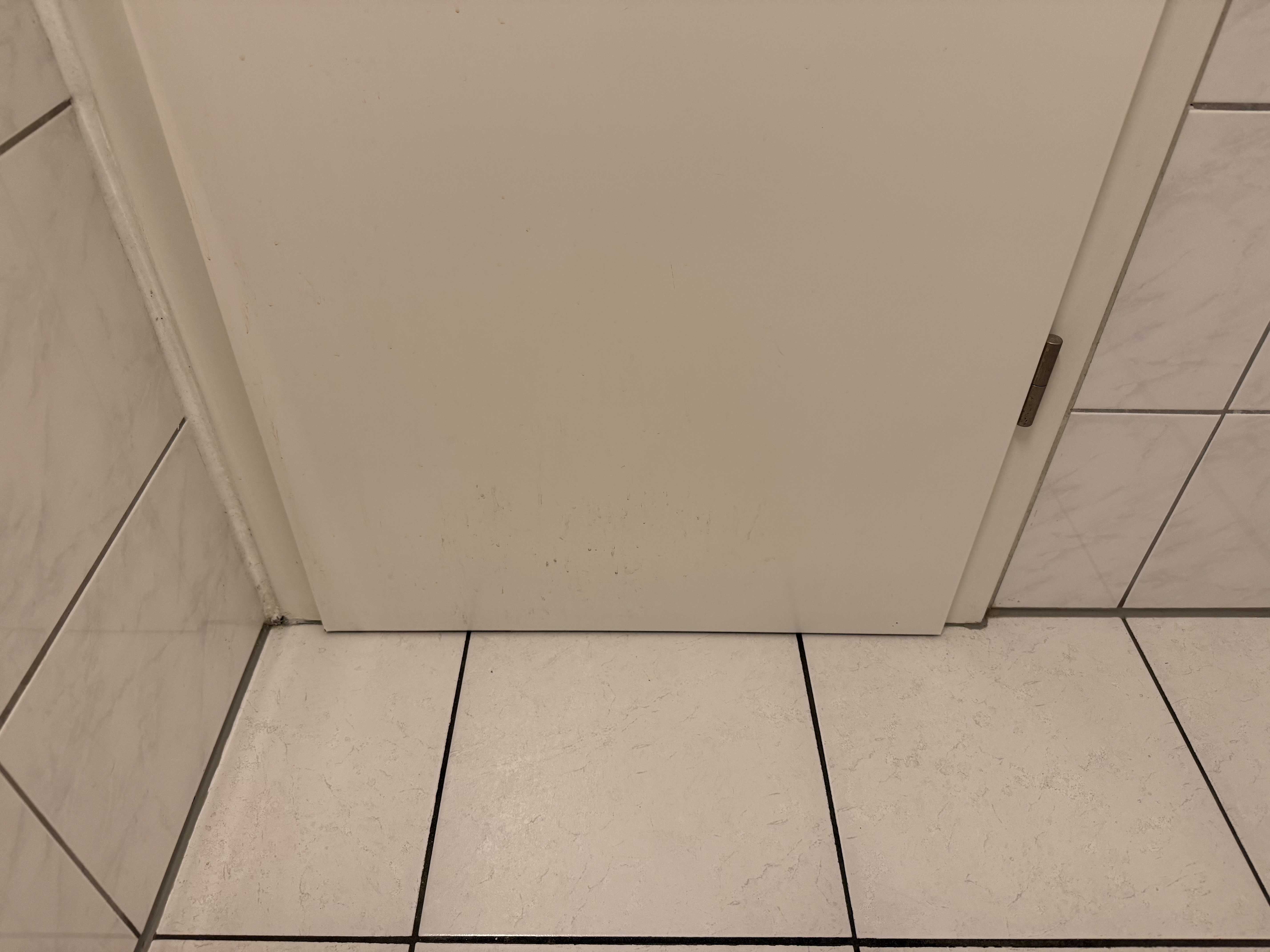 Toilettentüren Nr. 256: „Praxis Bilk“, Düsseldorf / Deutschland (2025)